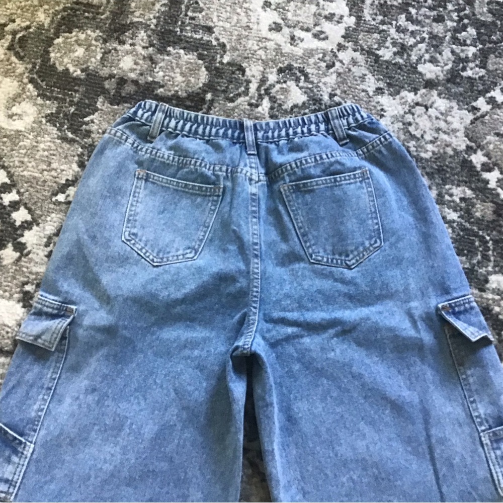 SHEIN Lighter Wash Denim Long Cargo Shorts, Size 31 - Picture 9 of 13